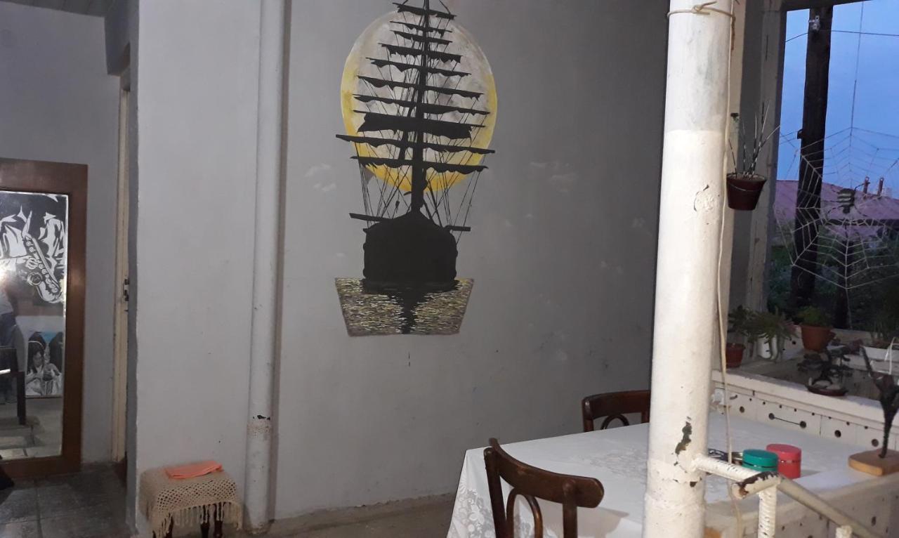 Mango Guesthouse Sighnaghi Ngoại thất bức ảnh