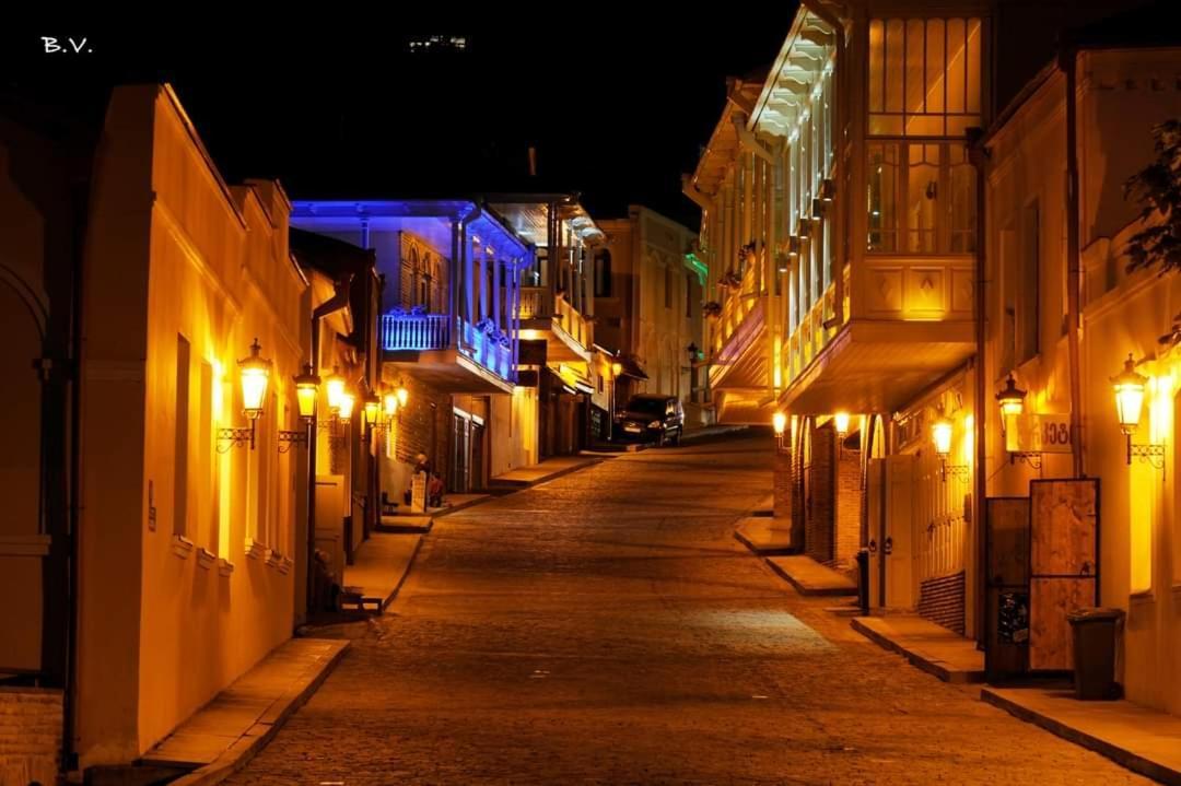 Mango Guesthouse Sighnaghi Ngoại thất bức ảnh