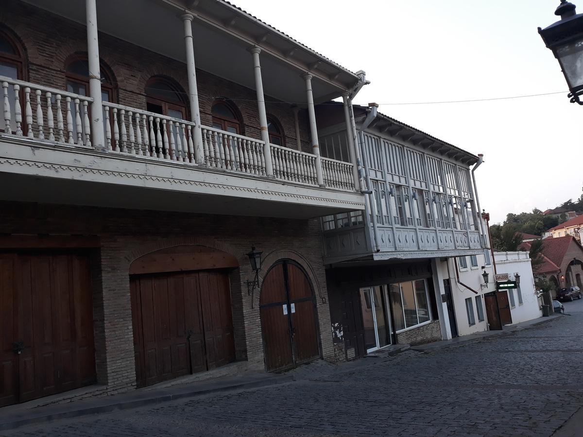 Mango Guesthouse Sighnaghi Ngoại thất bức ảnh